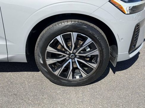 Used 2024 Volvo XC60 B5 Plus w/ Protection Package Premier AWD/4WD image 25