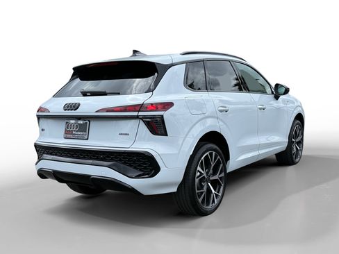 New 2026 Audi Q3 quattro 2.0T AWD/4WD image 5