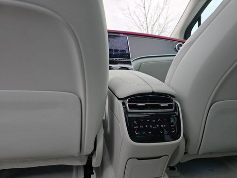 Certified 2023 Mercedes-Benz EQE 500 4MATIC SUV image 25