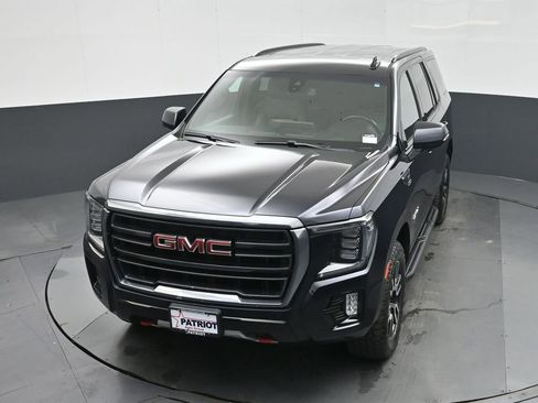 Used 2021 GMC Yukon AT4 w/ Rear Media and Nav Package AWD/4WD image 32