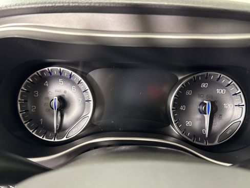 New 2026 Chrysler Pacifica Select image 19