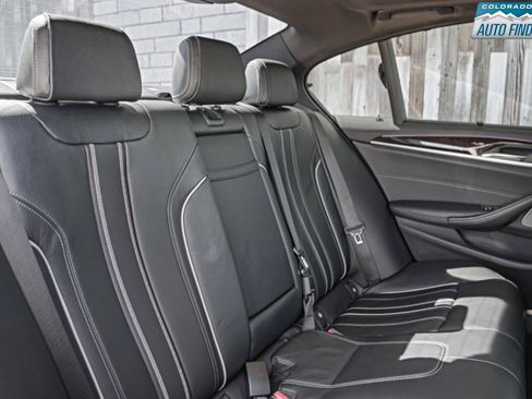 Used 2018 BMW M550i xDrive AWD/4WD image 22