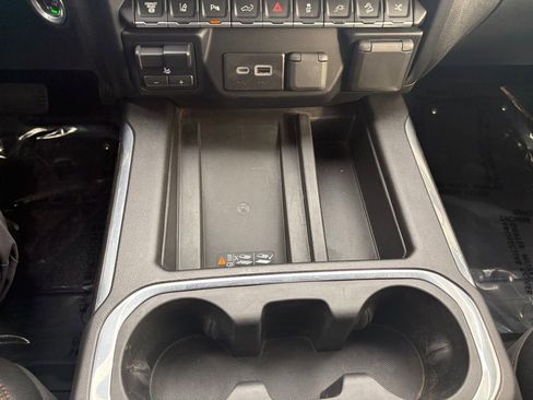 Used 2022 GMC Sierra 2500 AT4 w/ AT4 Premium Plus Package image 26