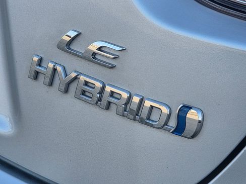 Used 2024 Toyota Corolla LE image 10