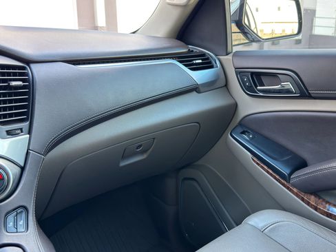 Used 2020 Chevrolet Suburban Premier w/ Max Trailering Package image 24