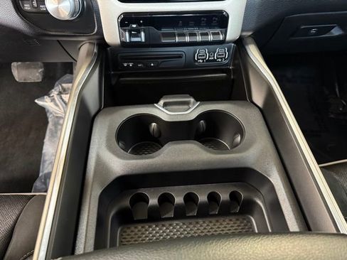 Used 2019 RAM 1500 Laramie image 21