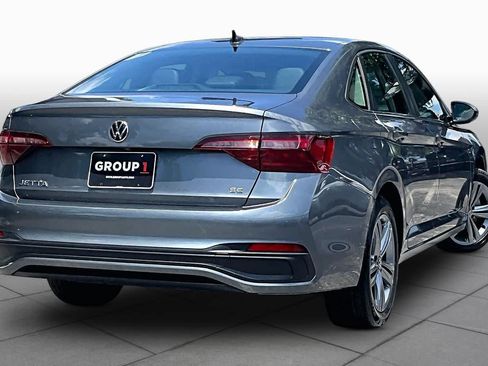 Used 2022 Volkswagen Jetta SE FWD image 13