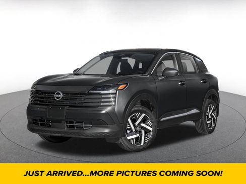 Used 2026 Nissan Kicks SV w/ Cold Weather Package AWD/4WD image 1
