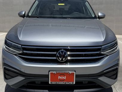 Certified 2024 Volkswagen Tiguan SE
