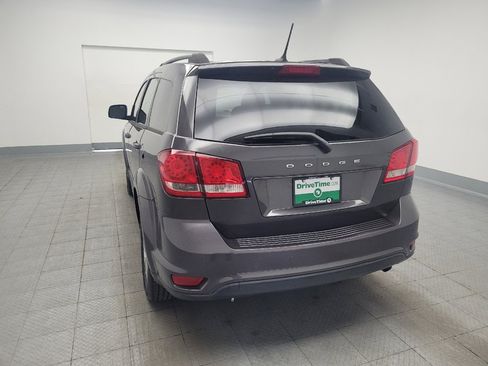 Used 2017 Dodge Journey SXT w/ Safe & Sound Group FWD image 6