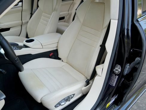 Used 2015 Porsche Panamera GTS w/ Premium Package Plus AWD/4WD image 6