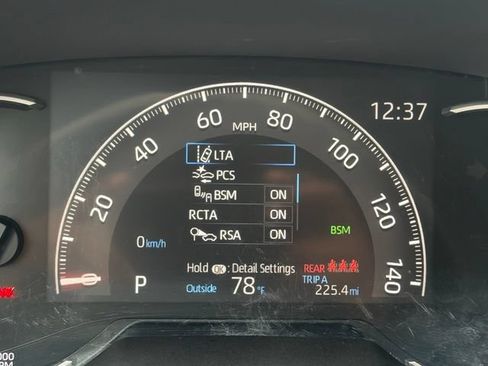 Used 2025 Toyota RAV4 XLE AWD/4WD image 20