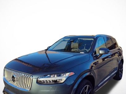 Used 2025 Volvo XC90 B5 Plus w/ Protection Package Premier