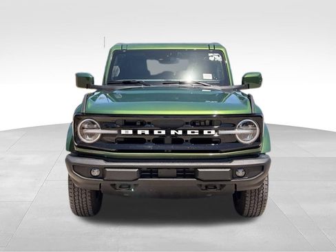 Used 2025 Ford Bronco Outer Banks AWD/4WD image 4