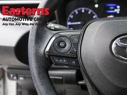 Used 2023 Toyota Corolla LE image 15