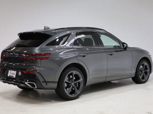 Used 2026 Genesis GV70 3.5T Sport Prestige image 8