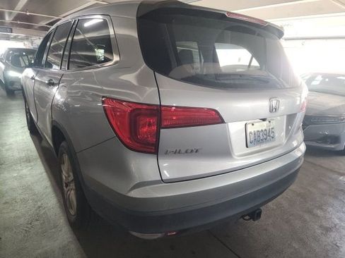 Used 2017 Honda Pilot LX image 3