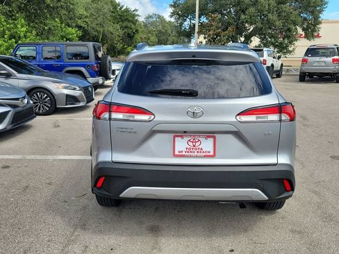 Certified 2024 Toyota Corolla Cross LE FWD image 5