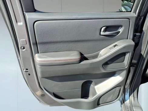 New 2026 Nissan Frontier PRO-4X w/ Pro-4x Convenience Package AWD/4WD image 23