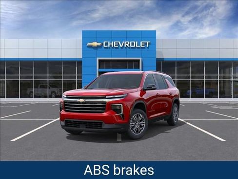 New 2027 Chevrolet Traverse LT w/ Driver Confidence Package FWD image 9