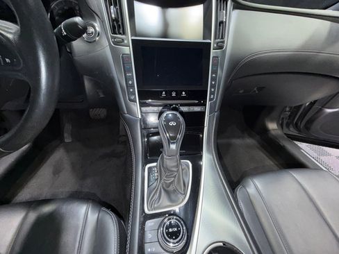Used 2018 INFINITI Q60 3.0t Luxe image 20