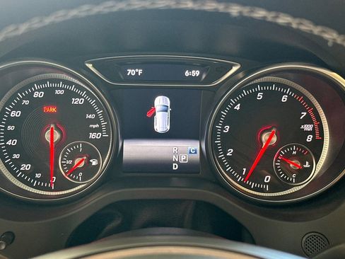 Certified 2020 Mercedes-Benz GLA 250 4MATIC image 36