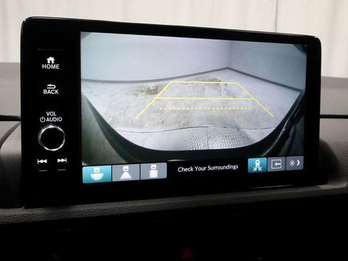 Used 2025 Honda CR-V Sport Touring image 2