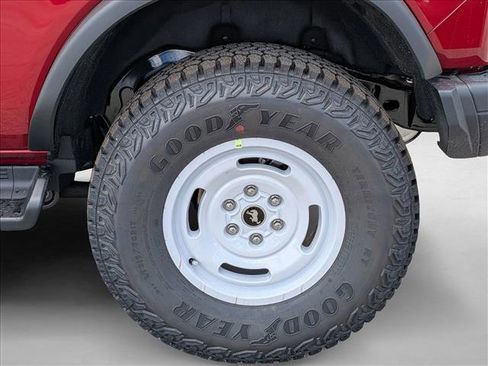 New 2026 Ford Bronco Heritage Edition image 9