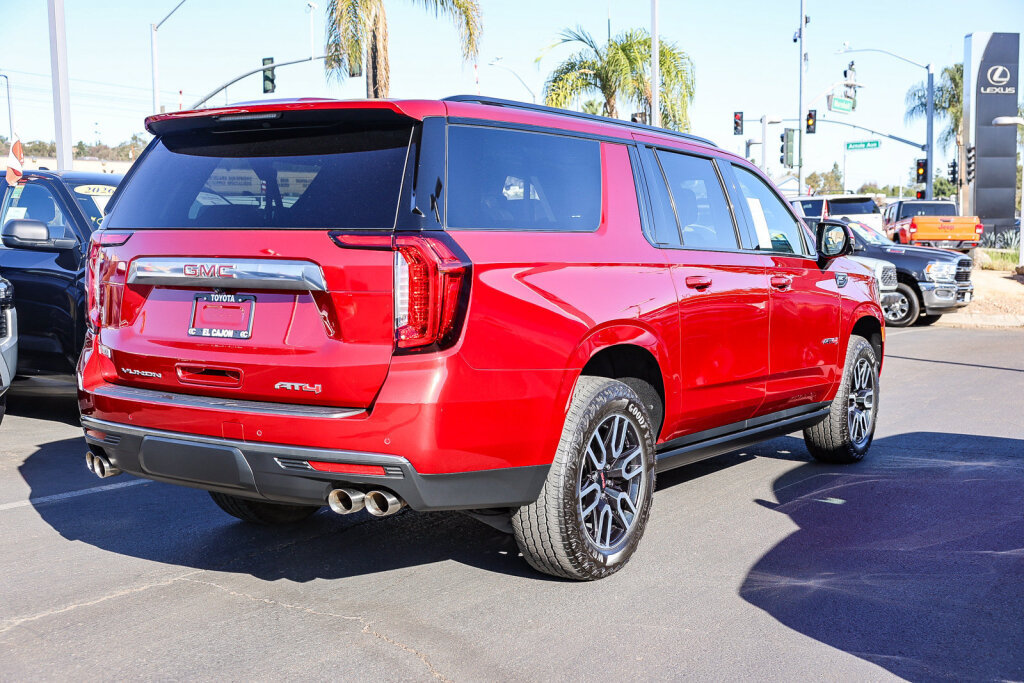 Used 2024 GMC Yukon XL AT4 w/ AT4 Premium Plus Package AWD/4WD image 30