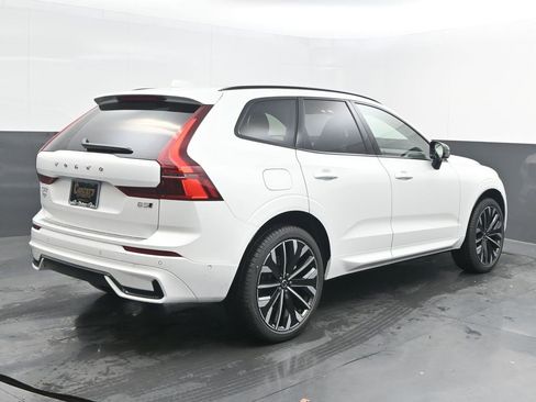 New 2026 Volvo XC60 B5 Ultra w/ Protection Package Premier image 7