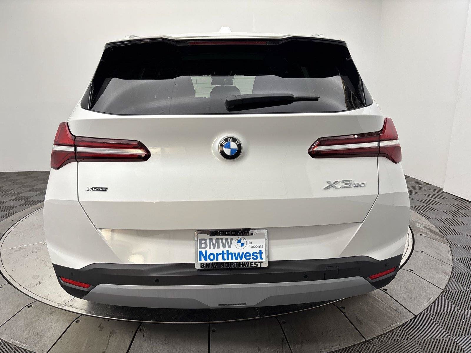 New 2026 BMW X3 xDrive30i w/ Premium Package AWD/4WD image 15