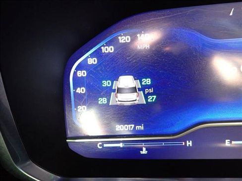 Used 2022 Chevrolet Tahoe Z71 image 22