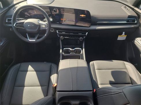 New 2026 Chevrolet Traverse LT w/ Midnight/Sport Edition image 17