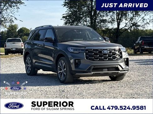 Used 2025 Ford Explorer Platinum w/ Ultimate Package AWD/4WD image 1