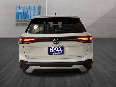 New 2026 Volkswagen Tiguan S AWD/4WD image 4
