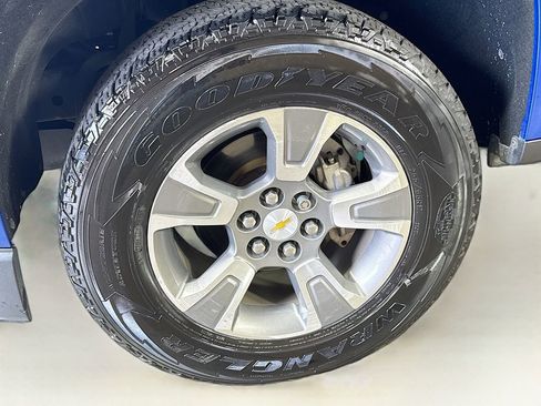 Used 2018 Chevrolet Colorado Z71 image 38