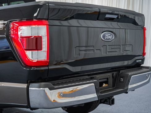 Used 2022 Ford F150 Lariat w/ Equipment Group 502A High AWD/4WD image 6