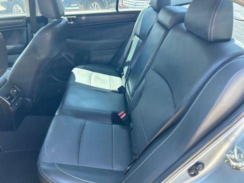 Used 2017 Subaru Legacy 2.5i Limited AWD/4WD image 6