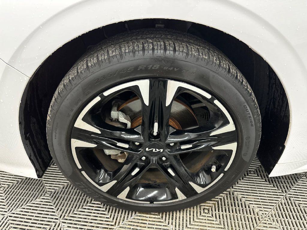 Used 2023 Kia K5 GT-Line w/ GT-Line Premium Package FWD image 12