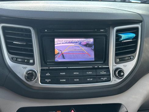Used 2018 Hyundai Tucson SE FWD image 7