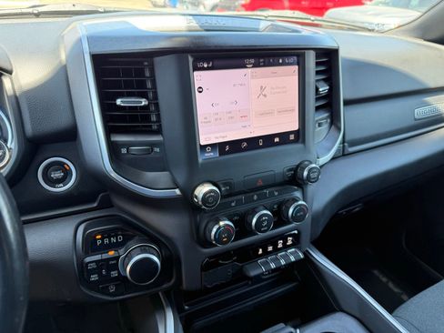 Used 2022 RAM 1500 Big Horn AWD/4WD image 23