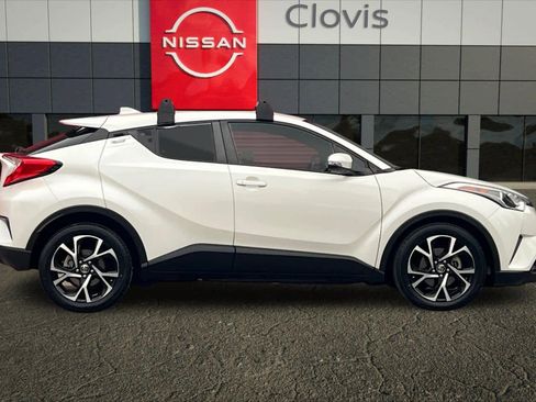 Used 2018 Toyota C-HR XLE image 9