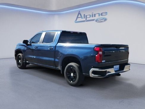 Used 2022 Chevrolet Silverado 1500 LT image 3