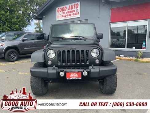 Used 2014 Jeep Wrangler Sport AWD/4WD image 2