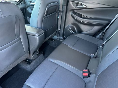 Used 2023 Buick Encore GX Select w/ Sport Touring Package image 14