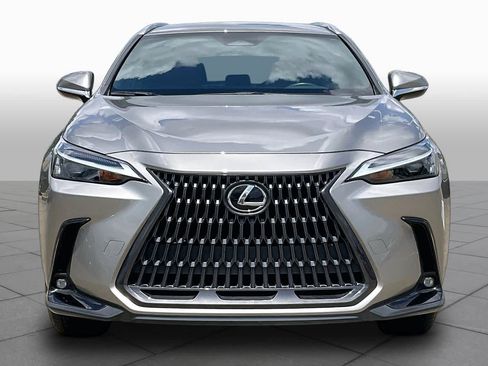 Used 2024 Lexus NX 250 FWD w/ Towing Package (2000 Lbs) image 4