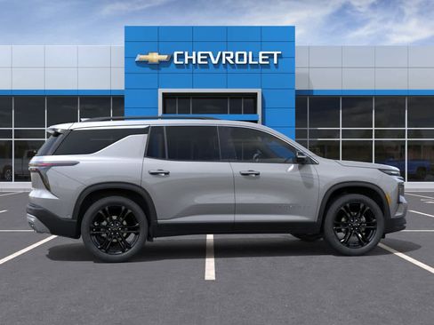 New 2026 Chevrolet Traverse LT FWD image 5