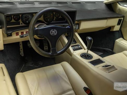 Used 1989 Lamborghini Countach Coupe RWD image 13