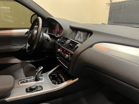 Used 2018 BMW X4 xDrive28i image 13