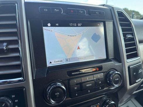 Used 2017 Ford F250 Lariat w/ Lariat Ultimate Package image 35